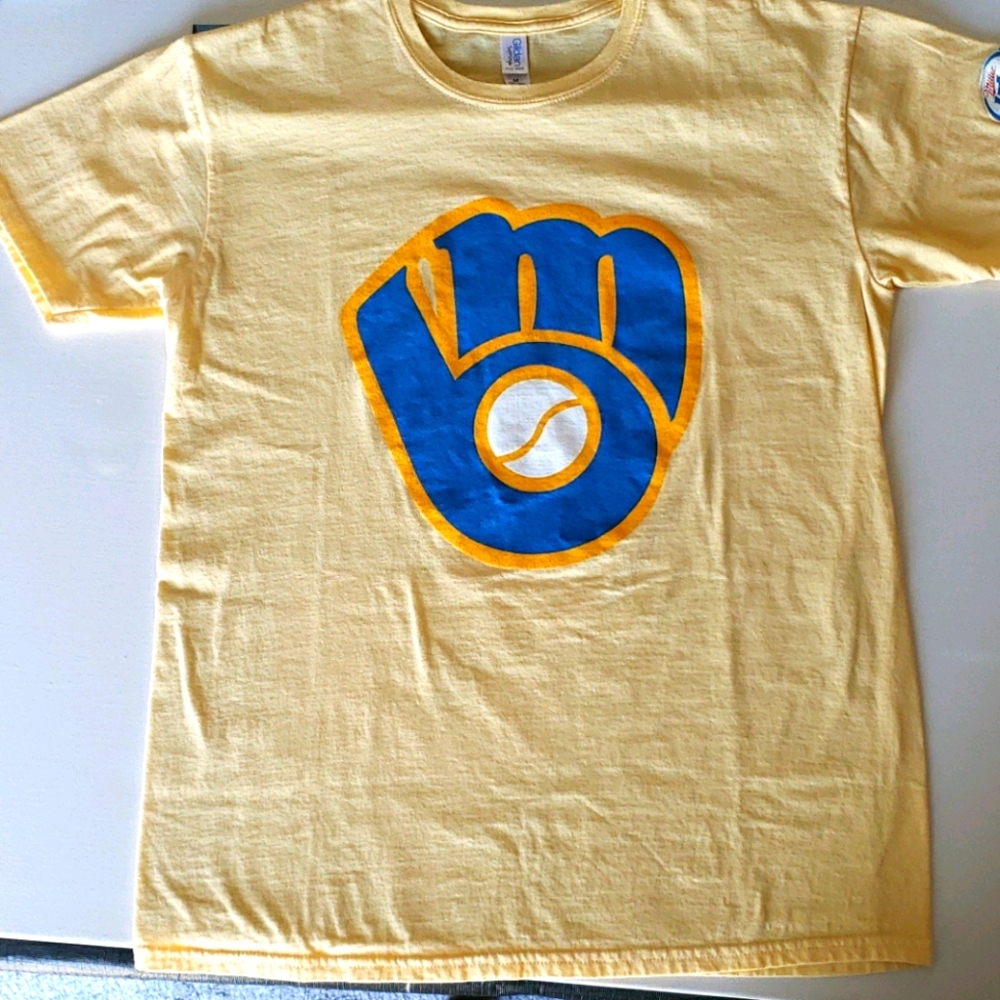 MLB Milwaukee Brewer T Shirt